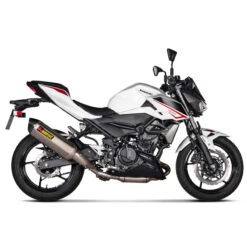 Akrapovic S-K4SO7-HRT Slip-on Line Exhaust, Titanium For Kawasaki Z400/Ninja 400 '18- -Givi Store akrapovic s k4so7 hrt slip on line exhaust image3