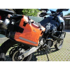 Amphibious MB-05.13 Motobag 2 Textile Saddlebag, Orange 7 Amphibious MB-05.13 Motobag 2 Textile Saddlebag, Orange -Givi Store amphibious mb 05 13 motobag 2 saddlebag orange image3