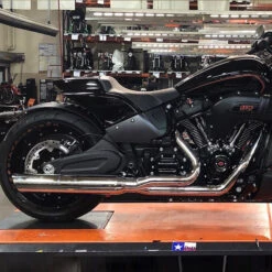 D&D 638Z-32B 2:1 Fat Cat Exhaust For Harley Wide Tire Softail M8 (2018-)