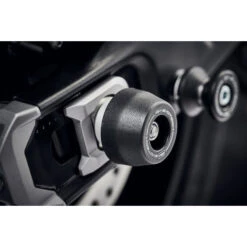 Evotech PRN013712-015348 Axle Sliders Kit For Triumph Trident/Tiger Sport 660 (2021-) 16 Evotech PRN013712-015348 Axle Sliders Kit For Triumph Trident/Tiger Sport 660 (2021-) -Givi Store evotech prn013712 015348 axle sliders kit image5