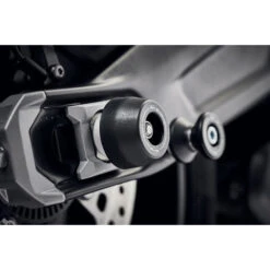 Evotech PRN013712-015348 Axle Sliders Kit For Triumph Trident/Tiger Sport 660 (2021-) 17 Evotech PRN013712-015348 Axle Sliders Kit For Triumph Trident/Tiger Sport 660 (2021-) -Givi Store evotech prn013712 015348 axle sliders kit image6