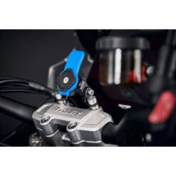 Evotech PRN014568-015981 Quad Lock Handlebar Mount For Triumph Tiger 1200 Rally/GT '22- 7 Evotech PRN014568-015981 Quad Lock Handlebar Mount For Triumph Tiger 1200 Rally/GT '22- -Givi Store evotech prn014568 015981 quad lock handlebar mount image4