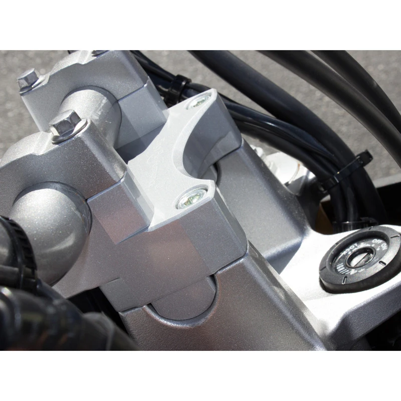 HeliBars Tour Performance Handlebar Riser For Yamaha Super Tenere (2012-2013) 6 HeliBars Tour Performance Handlebar Riser For Yamaha Super Tenere (2012-2013) - Image 6