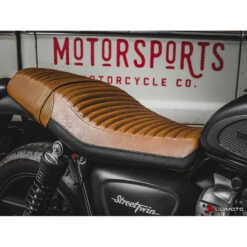 Luimoto 10152101 Vintage Classic Rider Seat Cover Triumph Street Twin (2016-) -Givi Store luimoto 10152101 classic passenger seat cover image4