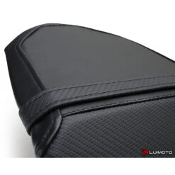 Luimoto 10162201 Baseline Passenger Seat Cover For Triumph Speed Triple (2016-) 6 Luimoto 10162201 Baseline Passenger Seat Cover For Triumph Speed Triple (2016-) -Givi Store luimoto 10162201 baseline passenger seat cover image3
