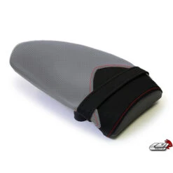 Luimoto 7021201 Team Italia Suede Passenger Seat Cover For MV Agusta F4 (2010-current) -Givi Store luimoto 7021202 team italia suede seat cover image7